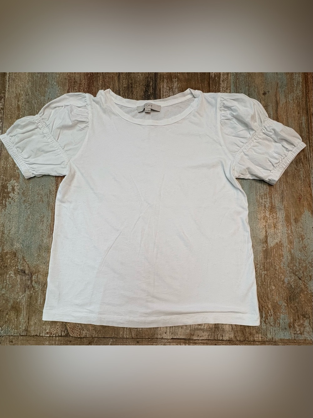 LOFT White Crewneck Tee with Ruched Puffed Sleeves